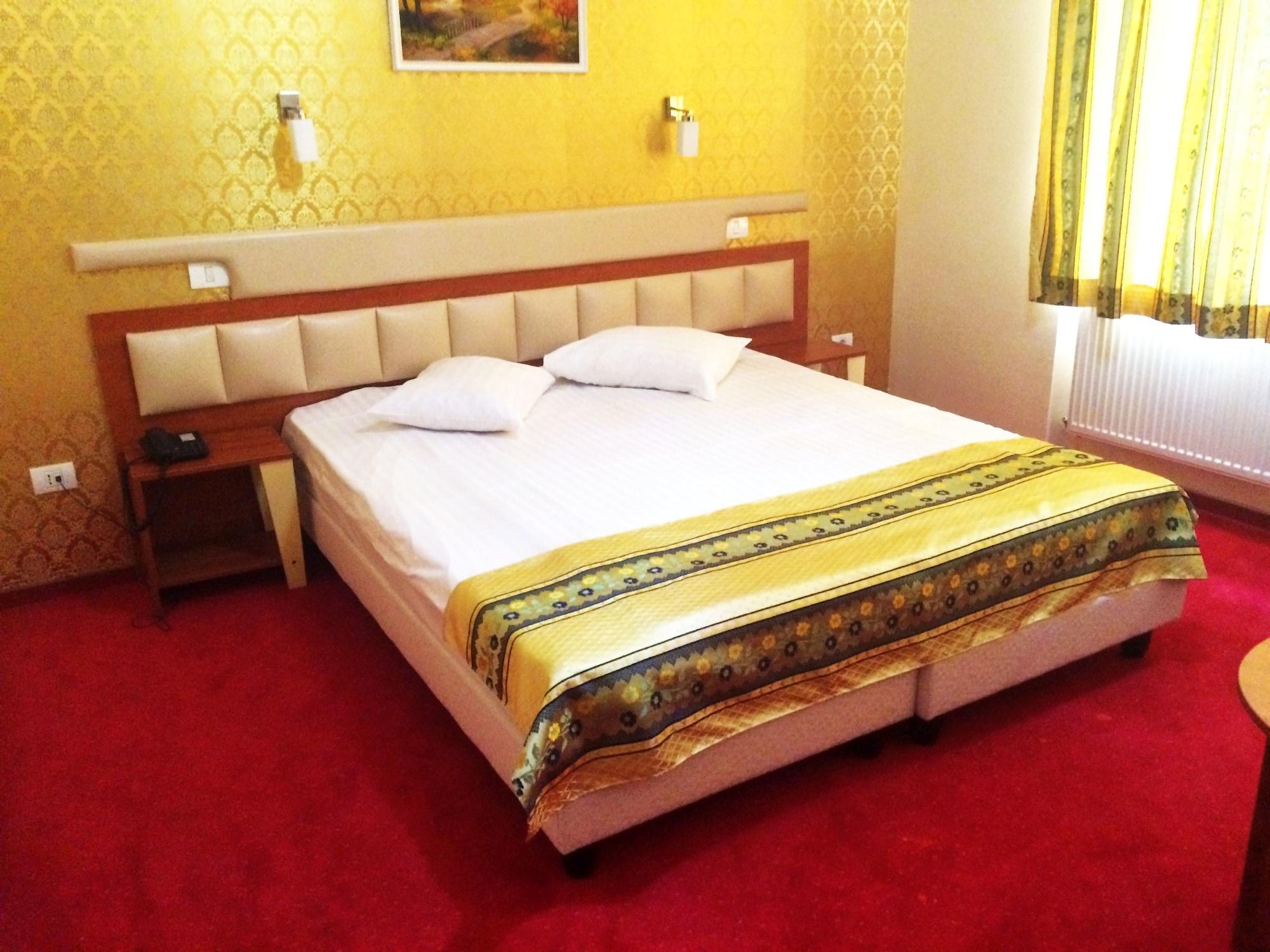 Kosher Hotel Lev Or بوخارست المظهر الخارجي الصورة