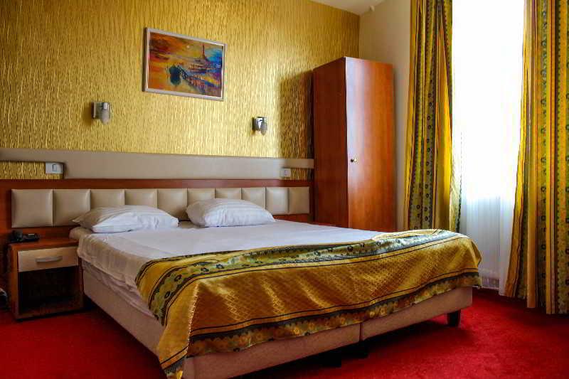 Kosher Hotel Lev Or بوخارست المظهر الخارجي الصورة