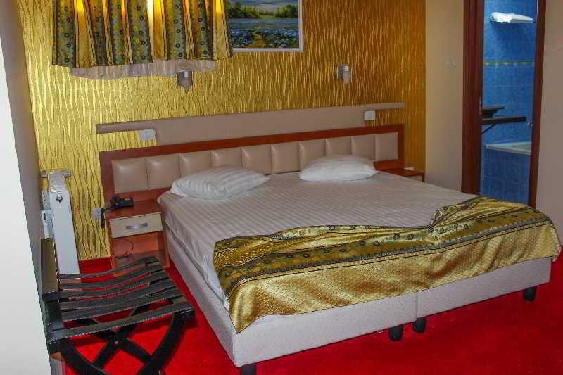 Kosher Hotel Lev Or بوخارست المظهر الخارجي الصورة
