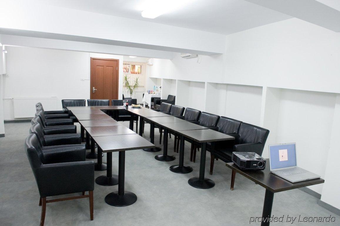 Kosher Hotel Lev Or بوخارست المظهر الخارجي الصورة