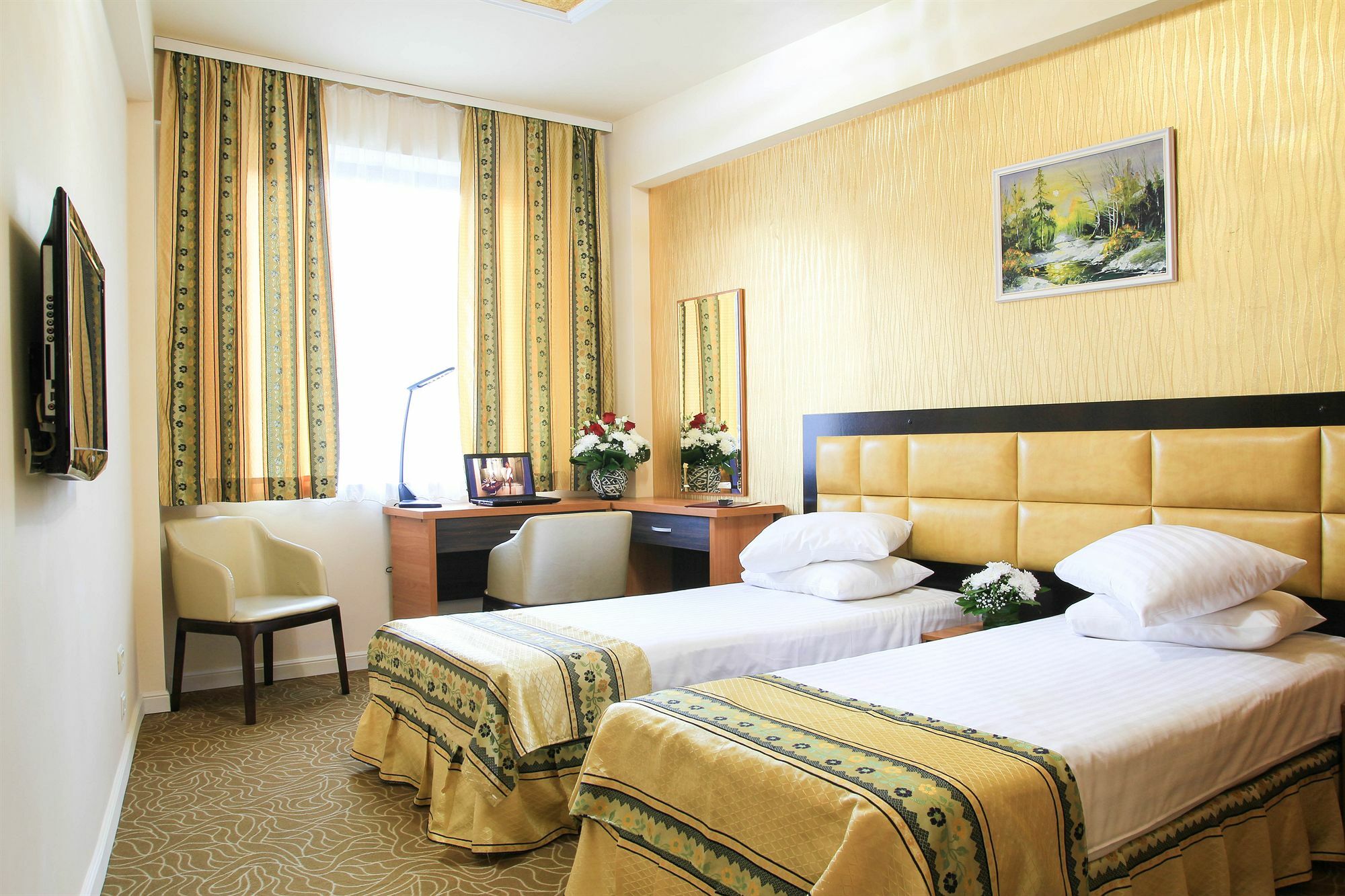 Kosher Hotel Lev Or بوخارست المظهر الخارجي الصورة