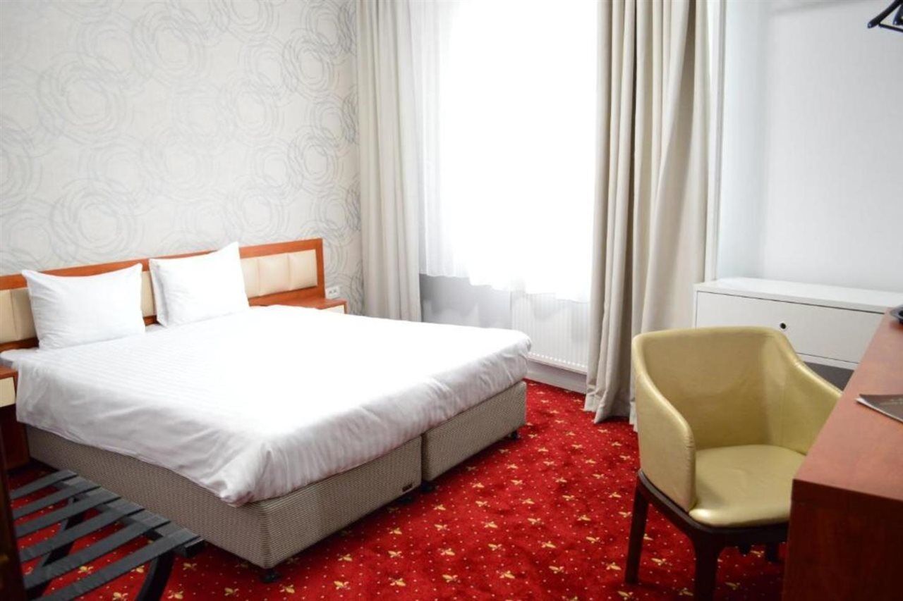 Kosher Hotel Lev Or بوخارست المظهر الخارجي الصورة