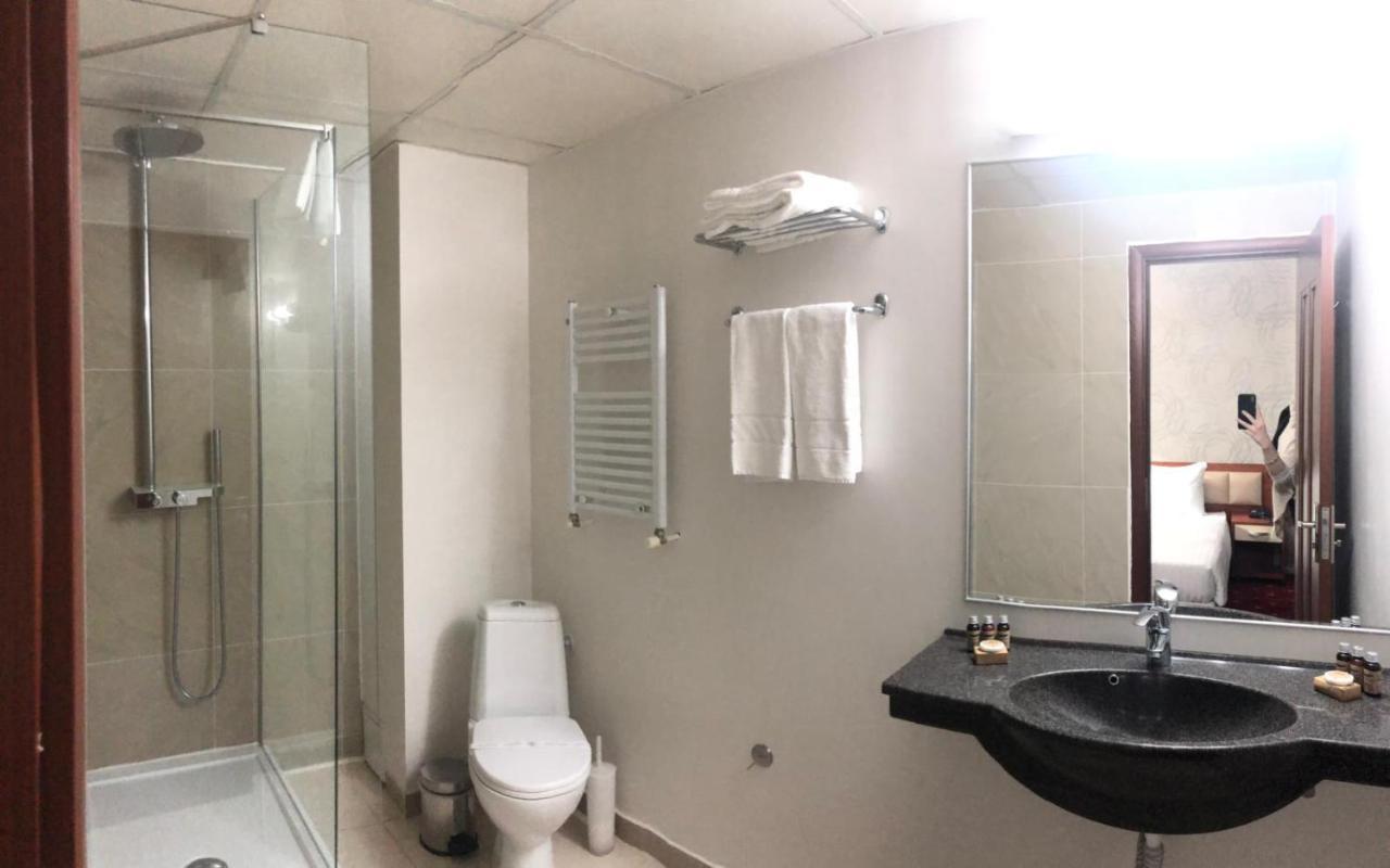 Kosher Hotel Lev Or بوخارست المظهر الخارجي الصورة